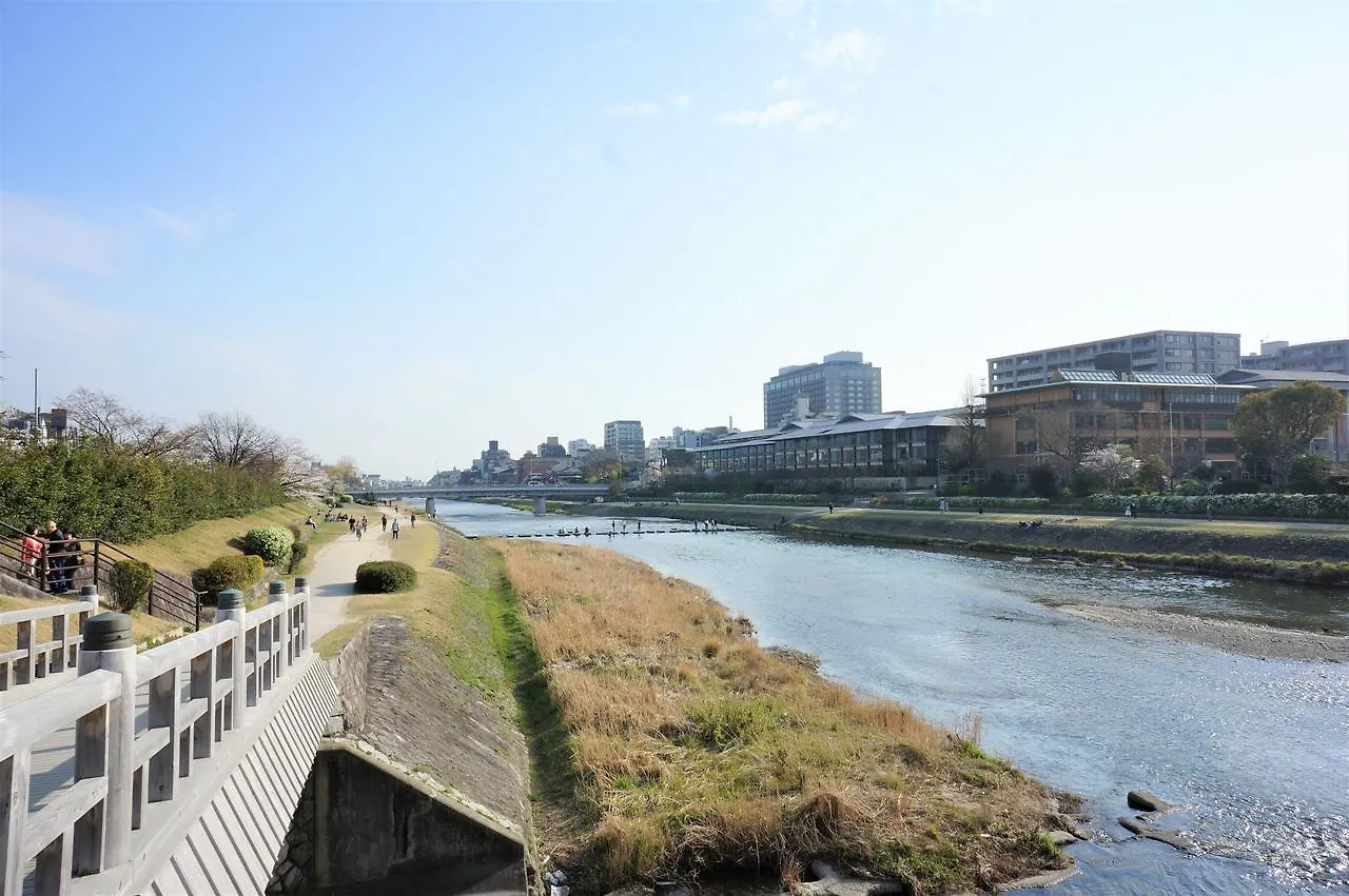 Suminagi Shinpontocho Aparthotel Kyoto 3*,